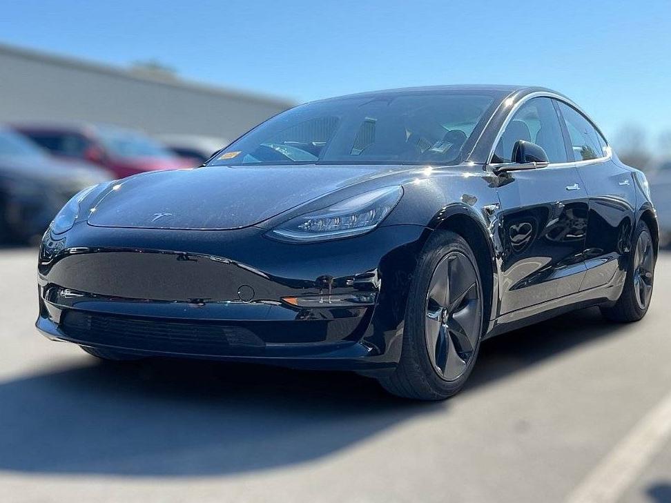 TESLA MODEL 3 2018 5YJ3E1EA3JF033812 image